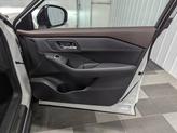 Thumbnail of 2023 Pearl White Tricoat/Super Black Nissan Rogue