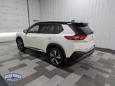 Thumbnail of 2023 Pearl White Tricoat/Super Black Nissan Rogue