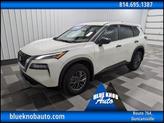 Photo of 2023 Glacier White Nissan Rogue