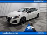 Photo of 2024 Glacier White Nissan Altima