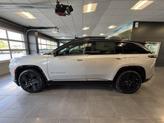 Thumbnail of 2025 Silver Zynith Clearcoat Jeep Wagoneer S