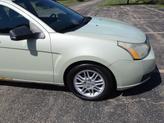 Thumbnail of 2010 Green Ford Focus