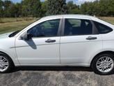 Thumbnail of 2010 Green Ford Focus