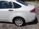 Thumbnail of 2010 Green Ford Focus