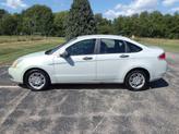 Thumbnail of 2010 Green Ford Focus