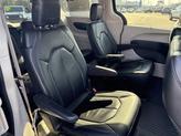 Thumbnail of 2021 Brilliant Black Crystal Pearlcoat Chrysler Pacifica