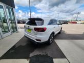 Thumbnail of 2019 Snow White Pearl Kia Sorento