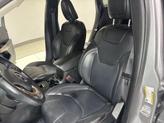 Thumbnail of 2017 Billet Silver Metallic Clearcoat Jeep Cherokee