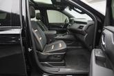 Thumbnail of 2024 Onyx Black GMC Yukon