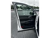 Thumbnail of 2022 Glacial White Pearl Kia Sorento