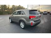 Thumbnail of 2015 Titanium Silver Kia Sorento