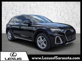 Photo of 2023 Mythos Black Metallic Audi Q5