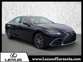 Photo of 2025 Mica Lexus ES 350