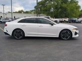 Thumbnail of 2021 Glacial White Pearl Kia K5