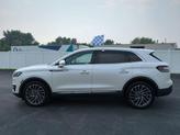Thumbnail of 2019 White Platinum Tri-Coat Lincoln Nautilus