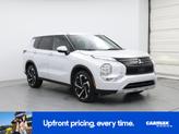 Photo of 2023 White Mitsubishi Outlander