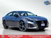 Photo of 2024 Gun Metallic Nissan Altima