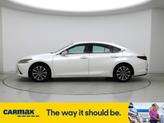 Thumbnail of 2022 White Lexus ES 350