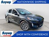 Photo of 2022 Agate Black Metallic Ford Escape