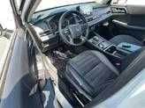 Thumbnail of 2024 White Diamond Mitsubishi Outlander