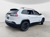 Thumbnail of 2023 Bright White Clearcoat Jeep Cherokee