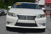 Thumbnail of 2013 White Lexus ES 350