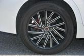 Thumbnail of 2013 White Lexus ES 350