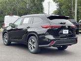 Thumbnail of 2023 Midnight Black Metallic Toyota Highlander