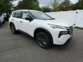 Photo of 2026 Glacier White Nissan Rogue