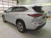Thumbnail of 2024 Celestial Silver Metallic Toyota Highlander