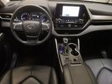 Thumbnail of 2024 Celestial Silver Metallic Toyota Highlander