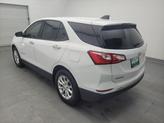 Thumbnail of 2018 Summit White Chevrolet Equinox