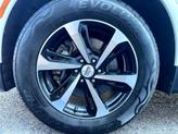 Thumbnail of 2017 Crystal White Tricoat Cadillac XT5
