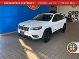 Photo of 2023 Bright White Clearcoat Jeep Cherokee