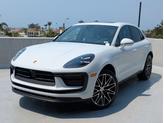 Photo of 2025 Carrara White Metallic Porsche Macan