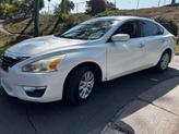 Thumbnail of 2015 White Nissan Altima