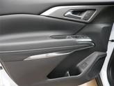 Thumbnail of 2026 Polar White Tricoat Chevrolet Traverse