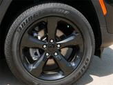 Thumbnail of 2023 Diamond Black Crystal Pearlcoat Jeep Grand Cherokee