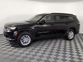 Photo of 2024 Diamond Black Crystal Pearlcoat Jeep Grand Cherokee L