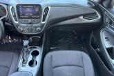 Thumbnail of 2022 Silver Ice Metallic Chevrolet Malibu
