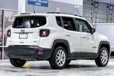 Thumbnail of 2022 Alpine White Clearcoat Jeep Renegade