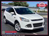 Photo of 2014 Oxford White Ford Escape