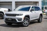 Photo of 2025 Silver Zynith Jeep Grand Cherokee