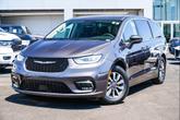 Photo of 2022 Granite Crystal Metallic Clearcoat Chrysler Pacifica Hybrid