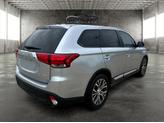Thumbnail of 2016 Mercury Gray Metallic Mitsubishi Outlander