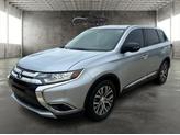 Thumbnail of 2016 Mercury Gray Metallic Mitsubishi Outlander