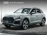 Photo of 2024 Chronos Gray Metallic Audi Q5