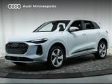 Photo of 2025 Glacier White Metallic Audi Q5