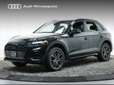 Photo of 2025 Mythos Black Metallic Audi SQ5