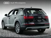 Thumbnail of 2019 Orca Black Metallic Audi Q7
